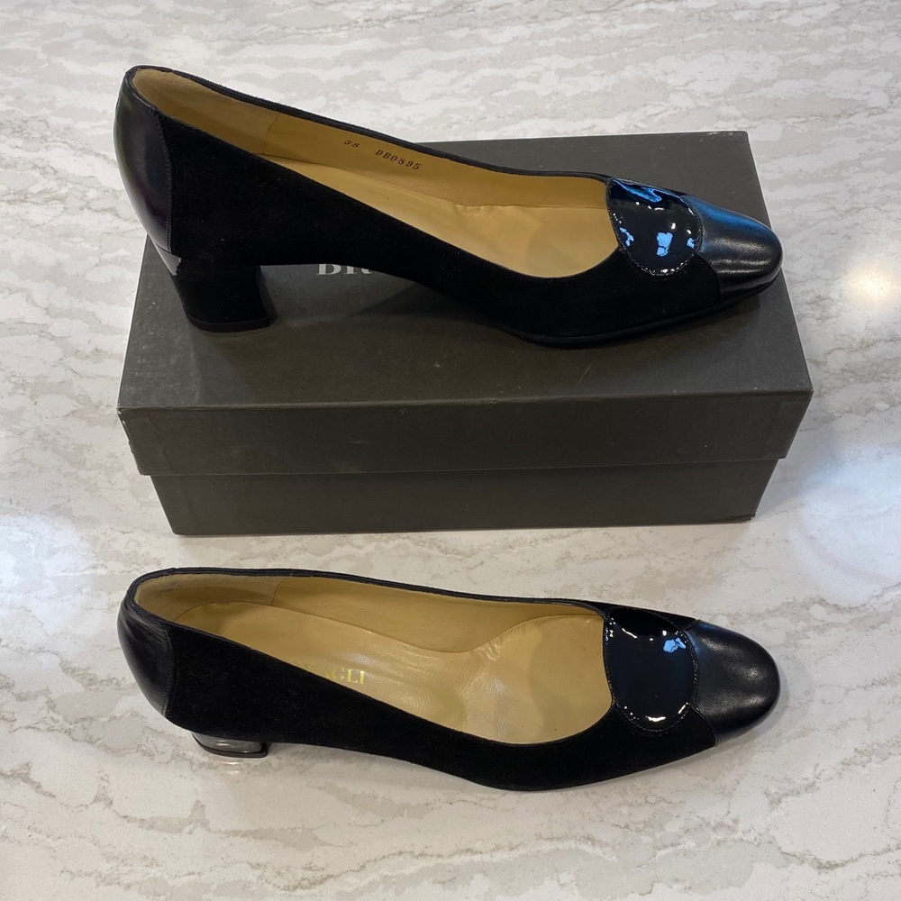 NIB Bruno Magli Beth Leather Pumps - size 38 / 8